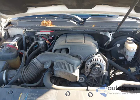 2008 GMC Yukon из США, поврежденный, VIN 1GKFC13128R176054